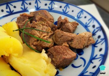 Carne de Panela com Mandioca