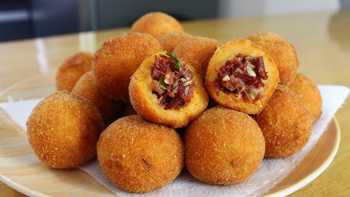 bolinhos de cabotiá