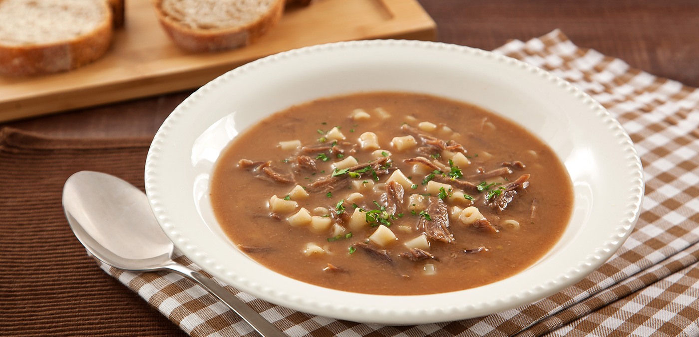 Caldo de feijão com carne