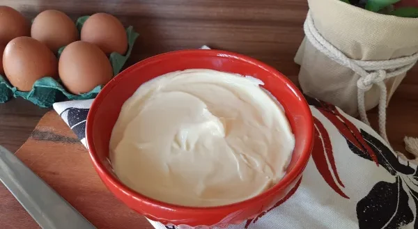 Creme de maionese com leite