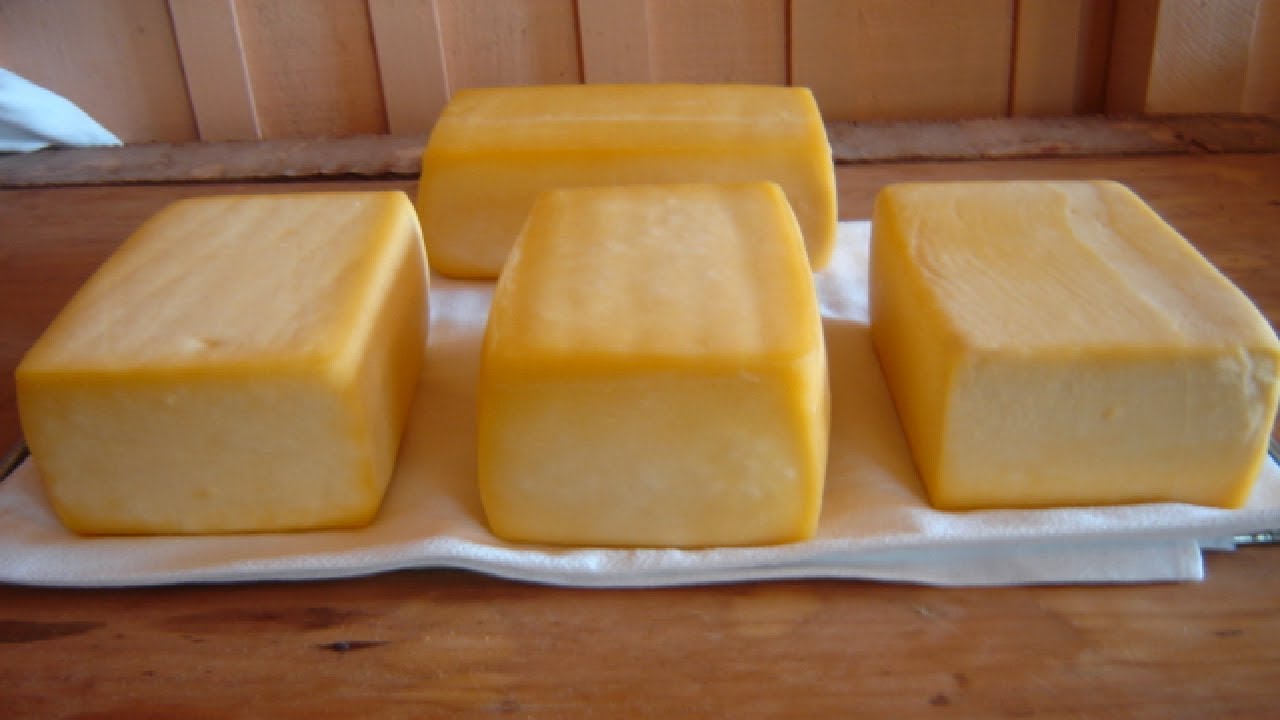 Queijo de manteiga caseiro