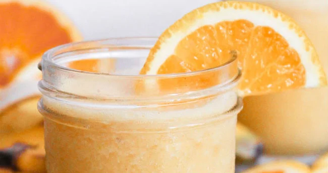 Suco de laranja com leite