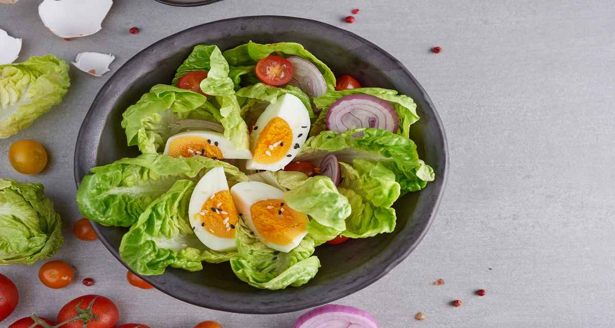 Salada de ovo fit