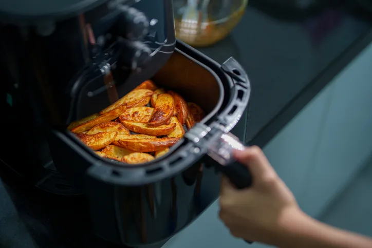 Air fryer se consolida como aliada da alimentação saudável e prática